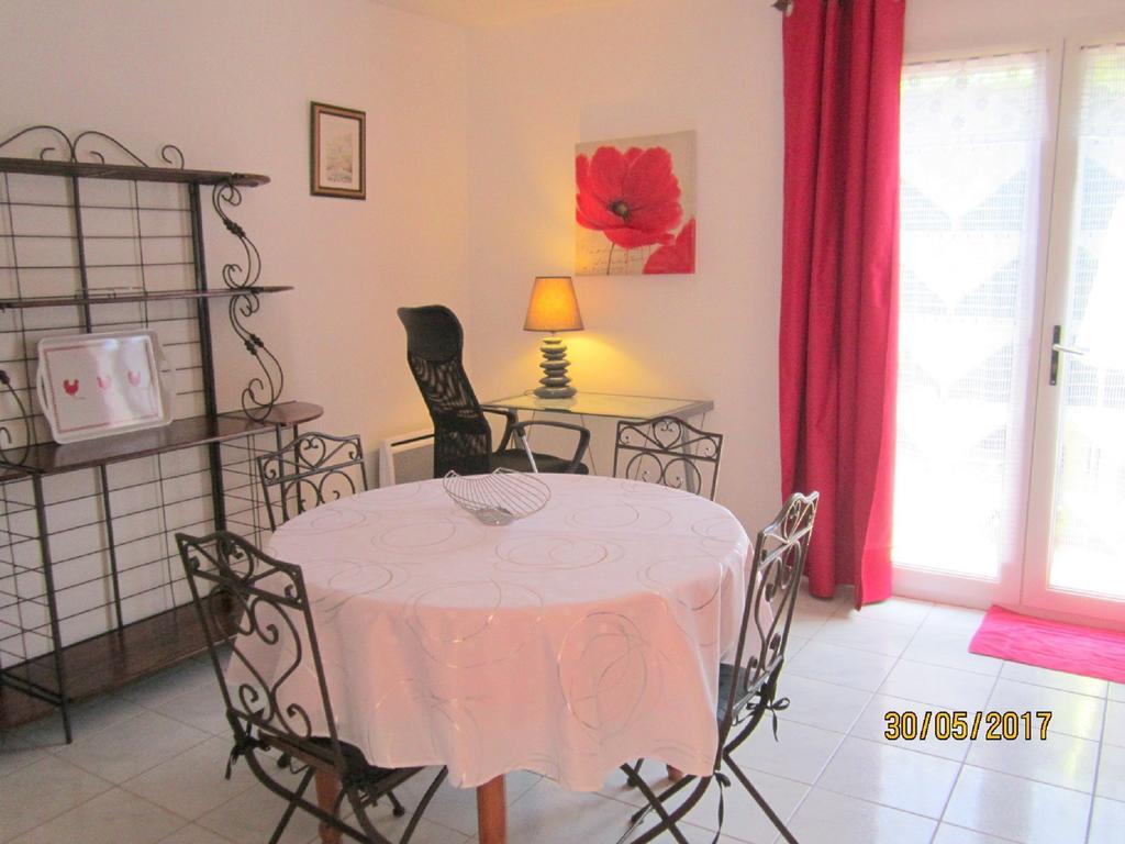 Villa Clairelou Пертюи Экстерьер фото